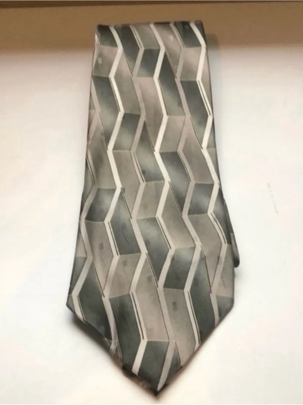 Stafford Tie Men’s Green & Tan Pattern Silk Tie Office Business Dress Necktie
